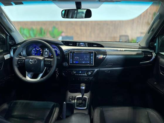 TOYOTA HILUX 2.8 SRV 4X4 CD 16V DIESEL 4P AUTOMÁTICO